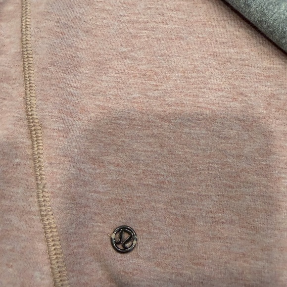 Lululemon - Picture 4 of 6